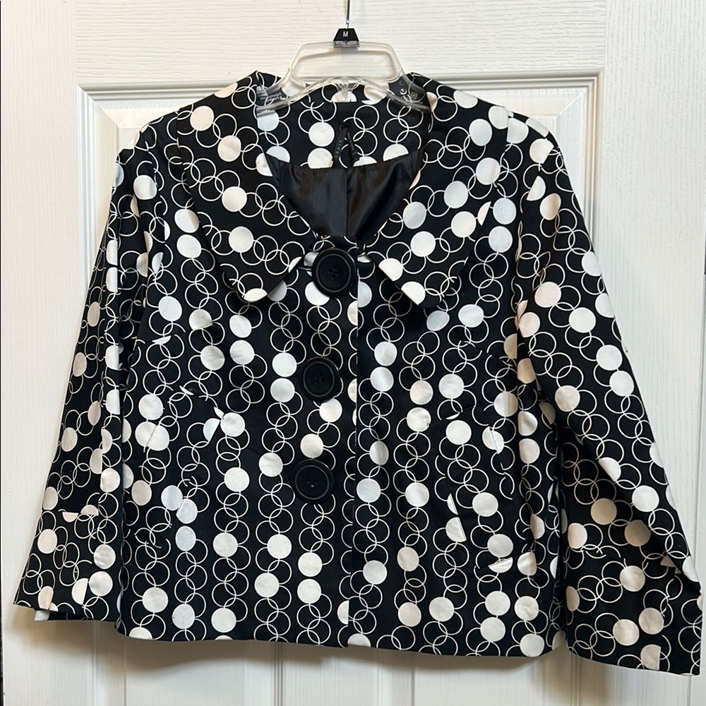 Lapis Black and White Circle Pattern Jacket
